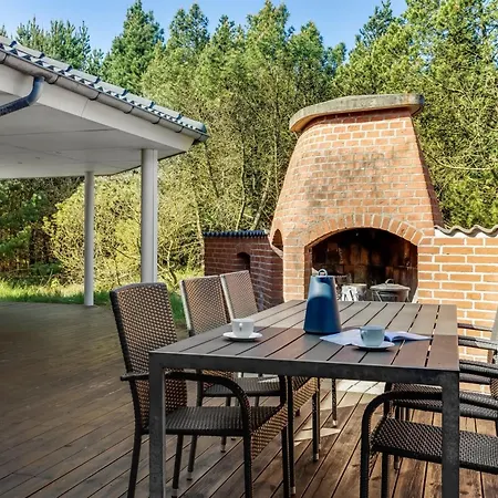 Agusta - 1-1km From The Sea In Western Jutland By Interhome *