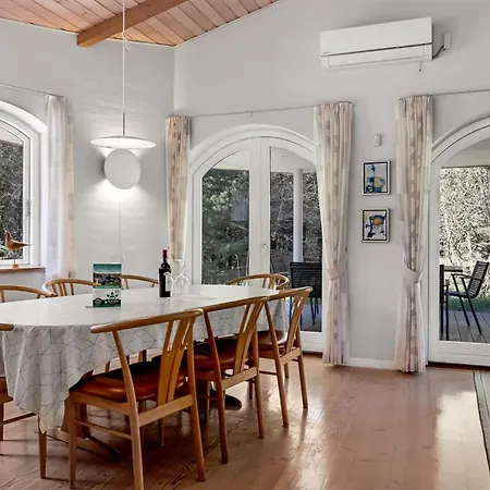 Agusta - 1-1km From The Sea By Interhome *