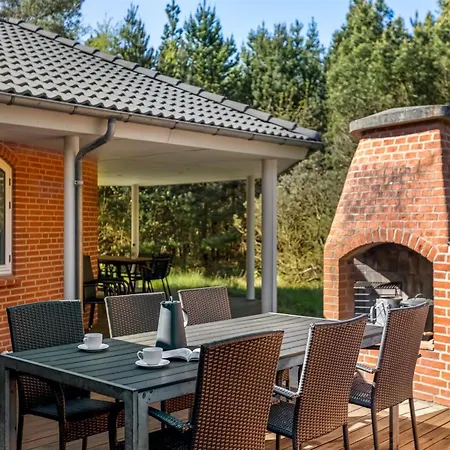 בית נופש Agusta - 1-1km From The Sea By Interhome *