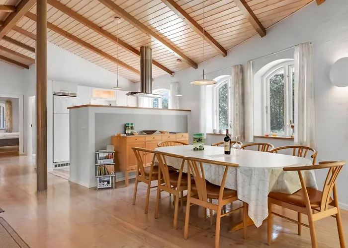 Agusta - 1-1km From The Sea By Interhome *