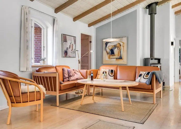 Agusta - 1-1km From The Sea By Interhome *