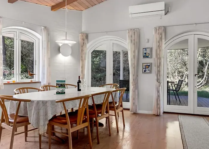 Agusta - 1-1km From The Sea By Interhome *