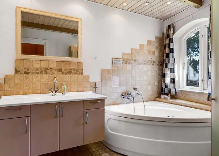 Agusta - 1-1km From The Sea By Interhome *