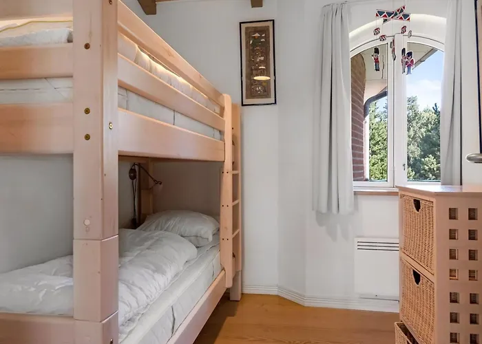 Agusta - 1-1km From The Sea By Interhome *